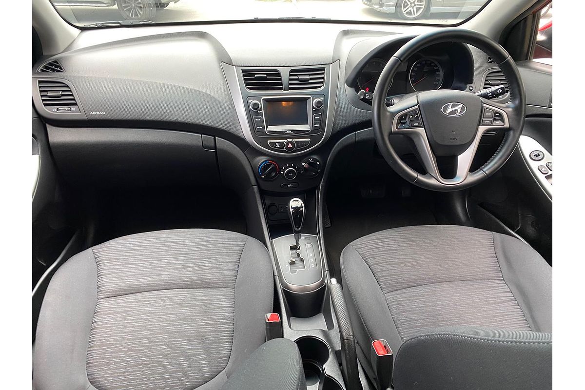 2019 Hyundai Accent Sport RB6