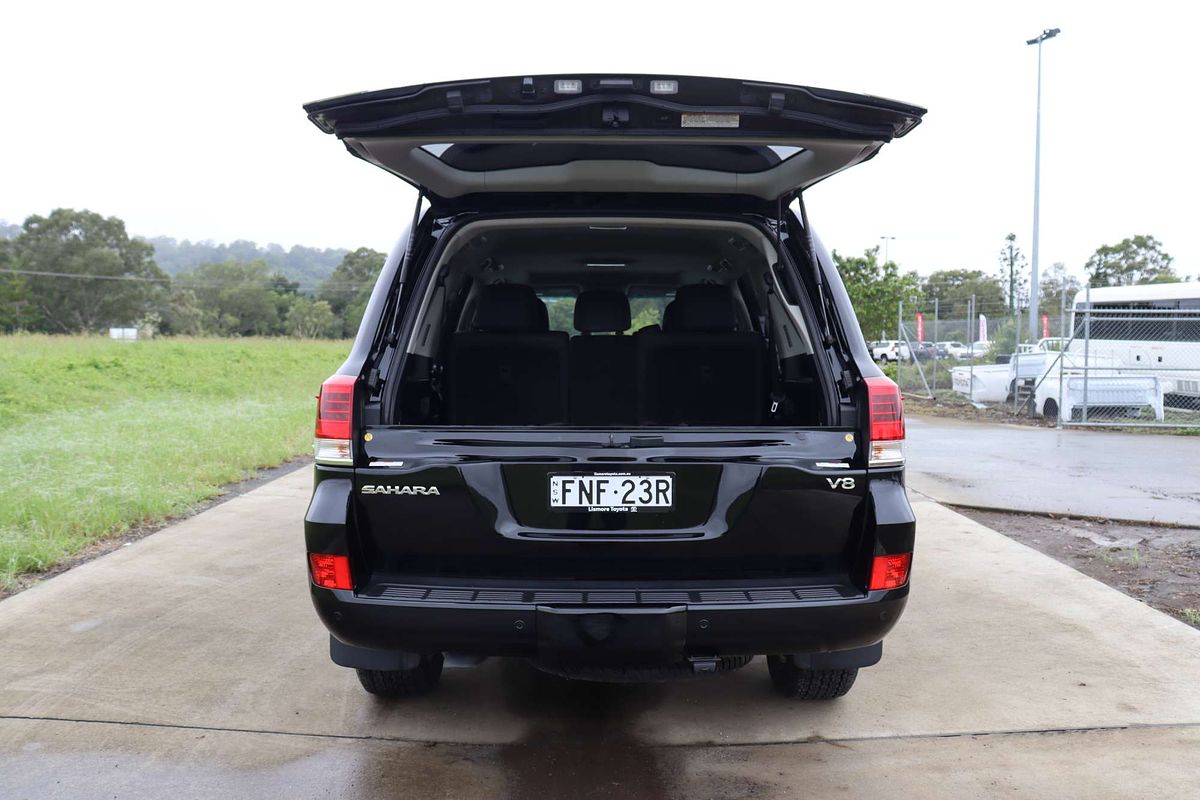 2020 Toyota Landcruiser Sahara VDJ200R