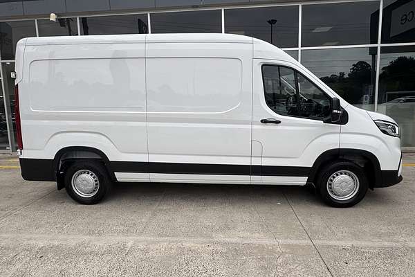 2024 LDV Deliver 9 LWB