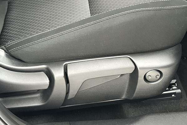 2024 Mitsubishi Outlander ES ZM