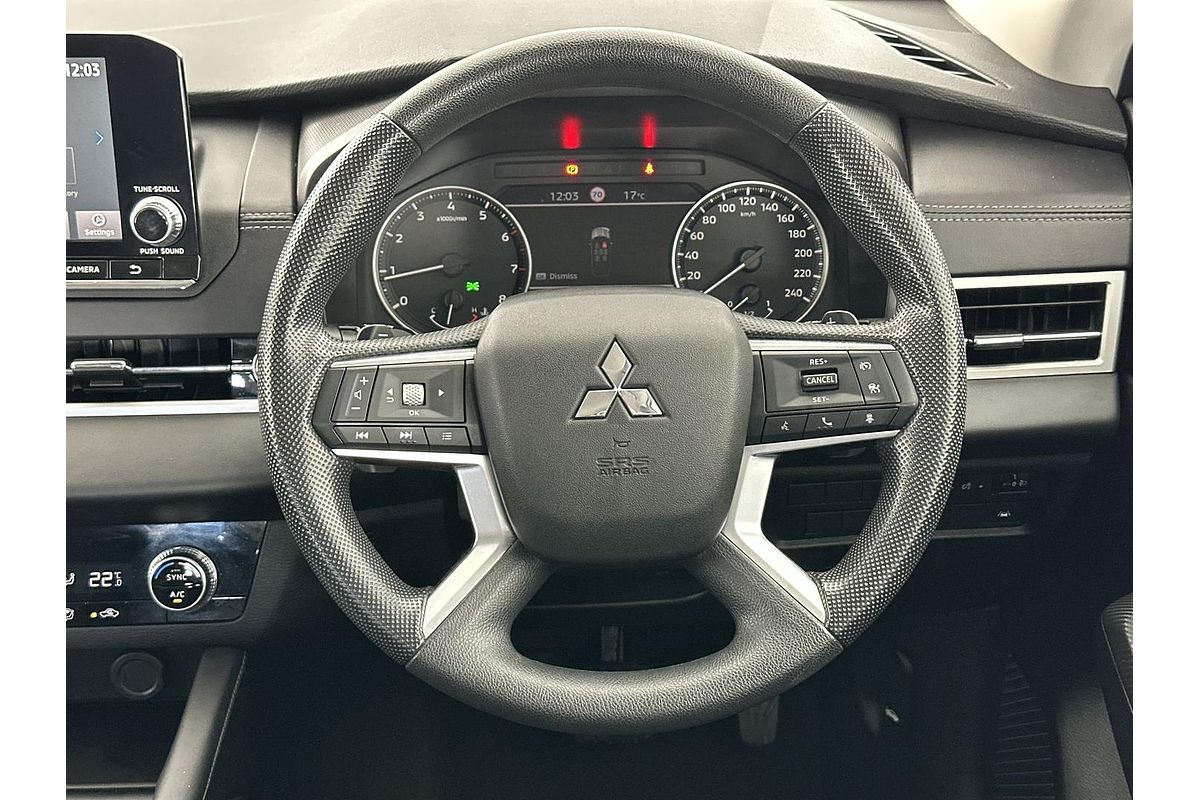 2024 Mitsubishi Outlander ES ZM