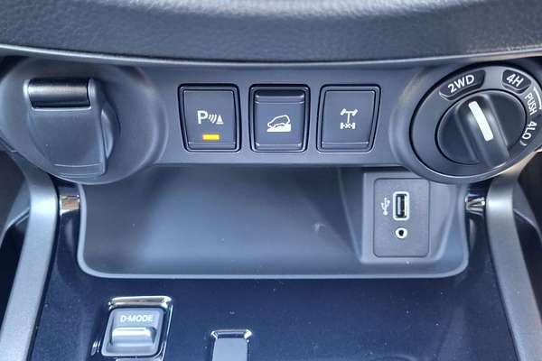 2024 Nissan Navara PRO-4X Warrior D23 4X4