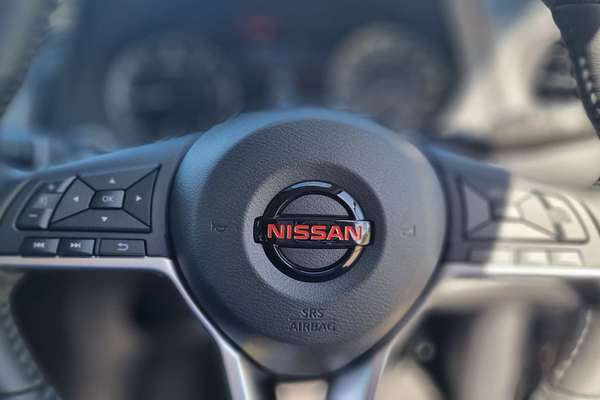 2024 Nissan Navara PRO-4X Warrior D23 4X4
