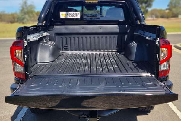 2024 Nissan Navara PRO-4X Warrior D23 4X4
