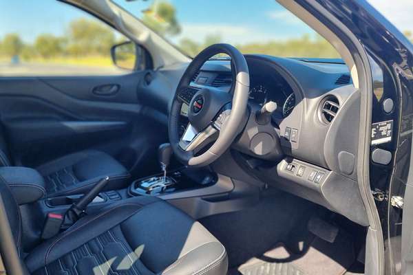 2024 Nissan Navara PRO-4X Warrior D23 4X4