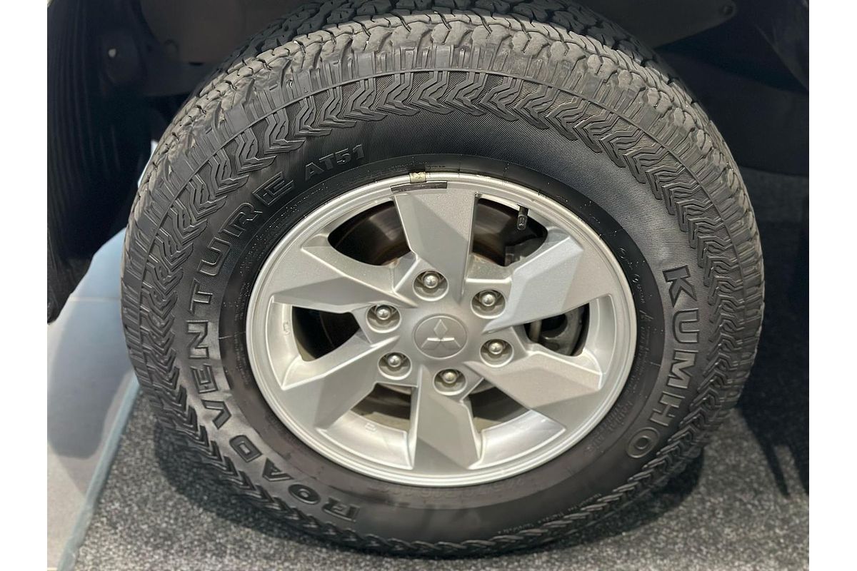 2020 Mitsubishi Triton GLX+ MR 4X4