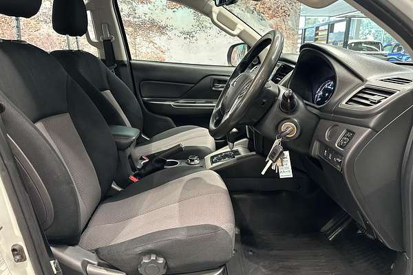 2020 Mitsubishi Triton GLX+ MR 4X4