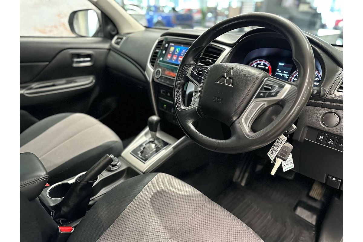 2020 Mitsubishi Triton GLX+ MR 4X4