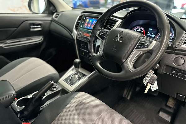 2020 Mitsubishi Triton GLX+ MR 4X4