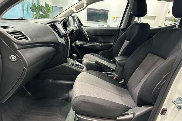 2020 Mitsubishi Triton GLX+ MR 4X4