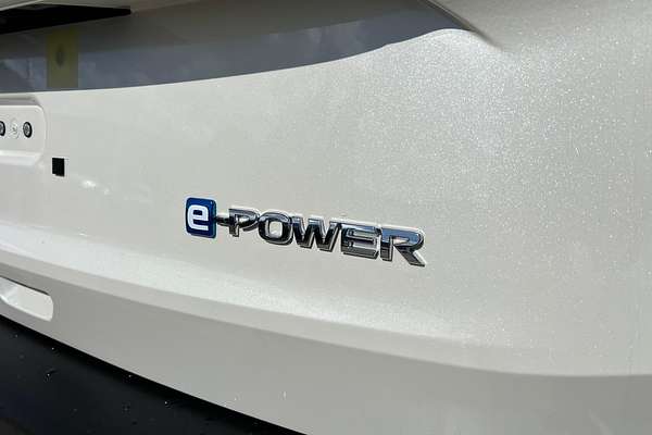 2024 Nissan X-TRAIL ST-L e-POWER T33