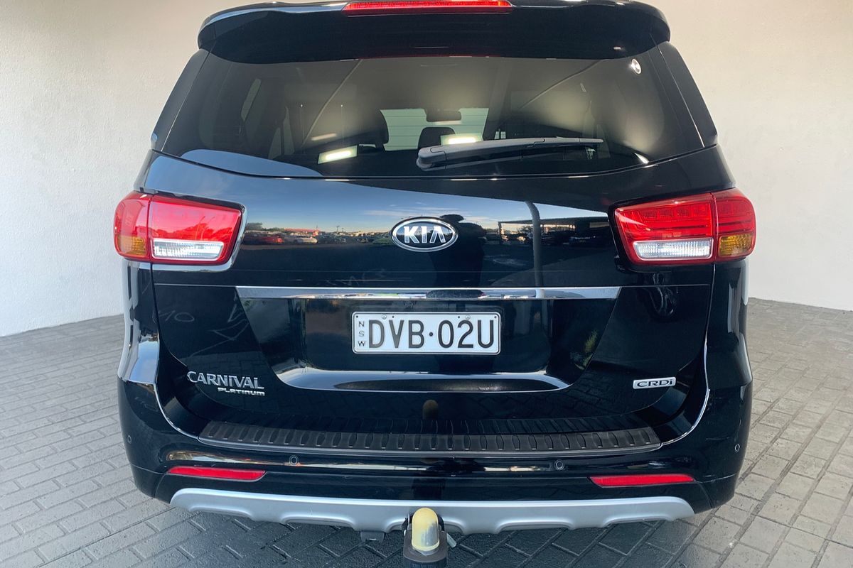 2017 Kia Carnival Platinum YP