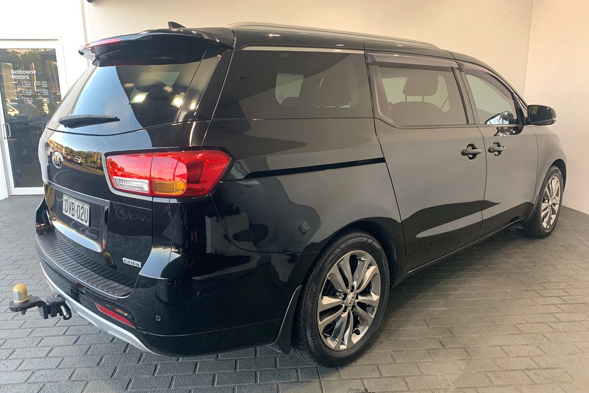 2017 Kia Carnival Platinum YP