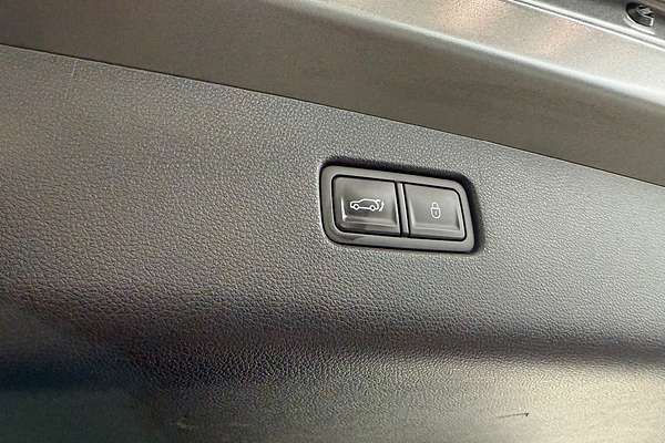 2022 Genesis GV70 3.5T AWD Sport JK.V1