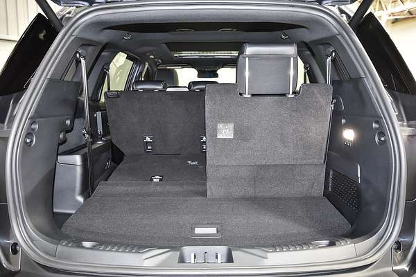2024 Ford Everest Platinum