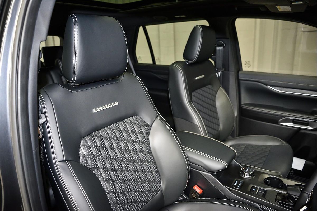 2024 Ford Everest Platinum