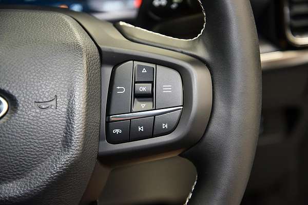 2024 Ford Everest Platinum