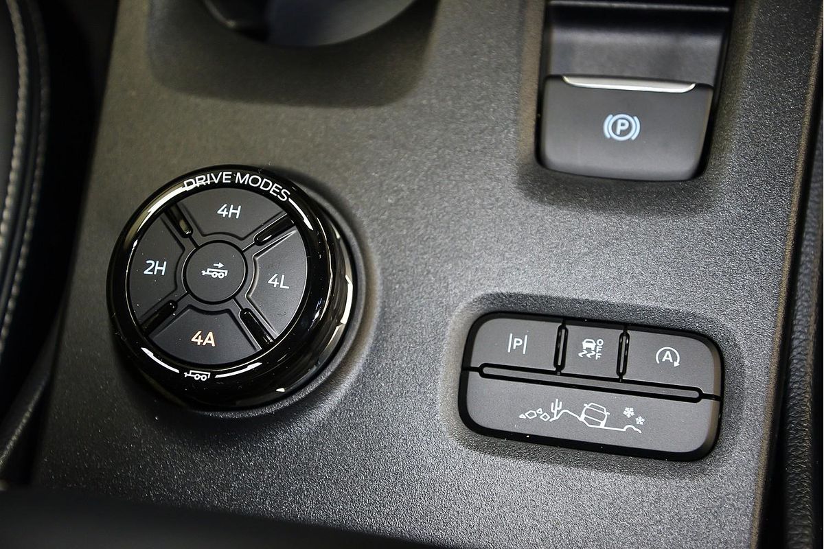 2024 Ford Everest Platinum