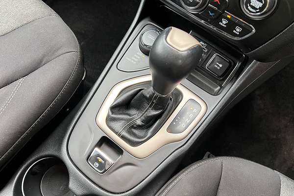 2014 Jeep Cherokee Longitude KL