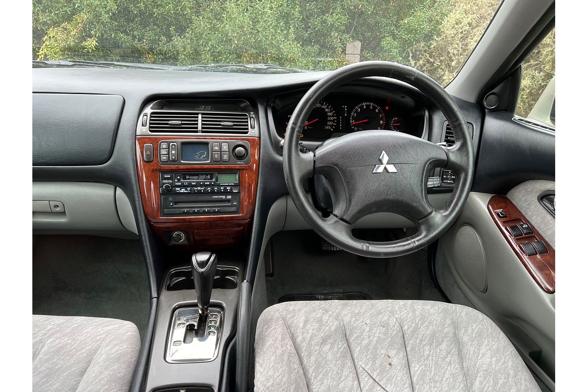 2002 Mitsubishi Verada GTV Ei KJ Series 2