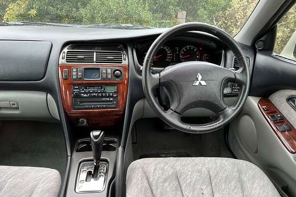 2002 Mitsubishi Verada GTV Ei KJ Series 2