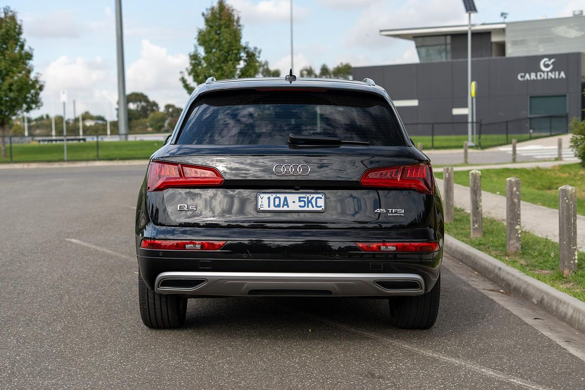 2019 Audi Q5 45 TFSI sport FY