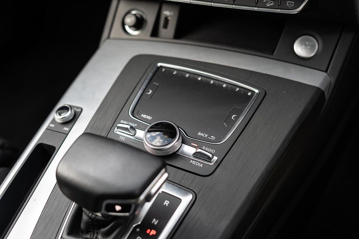 2019 Audi Q5 45 TFSI sport FY
