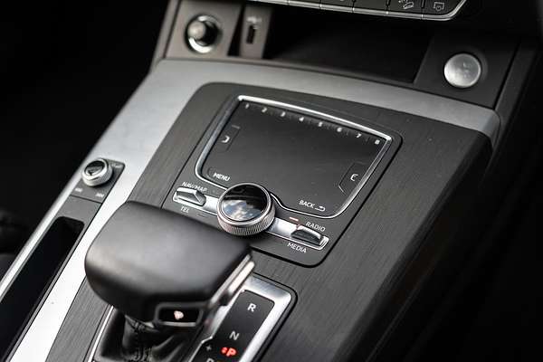 2019 Audi Q5 45 TFSI sport FY
