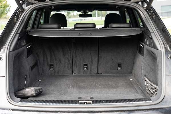 2019 Audi Q5 45 TFSI sport FY
