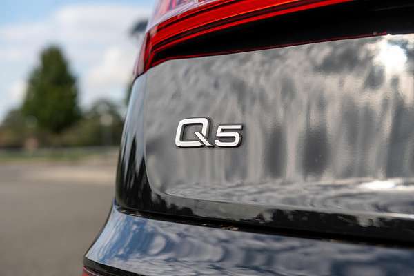 2019 Audi Q5 45 TFSI sport FY