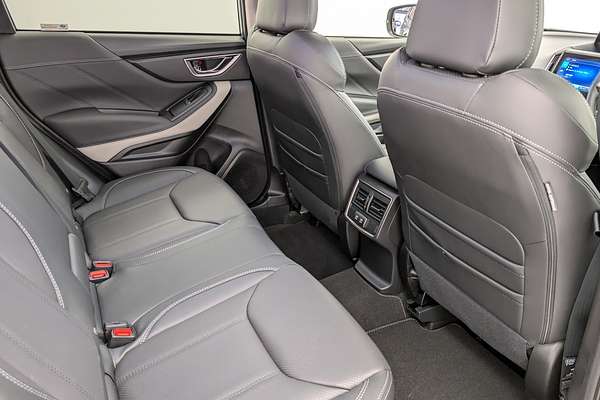 2024 Subaru Forester 2.5i-S S5