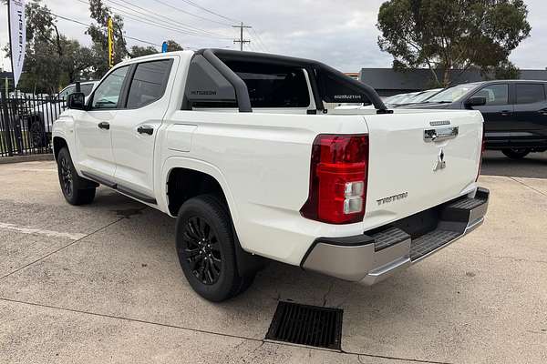 2024 Mitsubishi Triton GLX-R MV 4X4