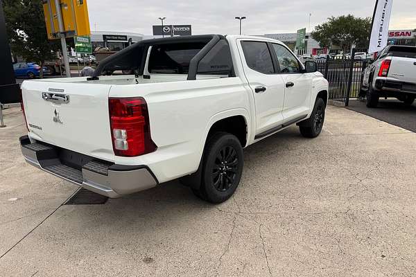 2024 Mitsubishi Triton GLX-R MV 4X4