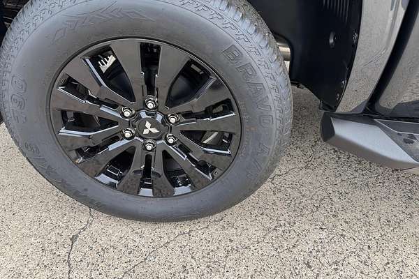 2024 Mitsubishi Triton GSR MV 4X4