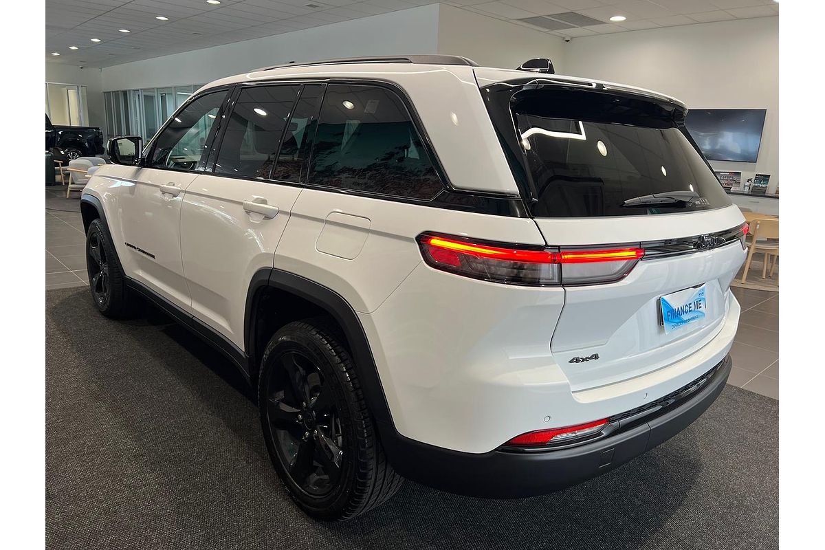 2023 Jeep Grand Cherokee Night Eagle WL