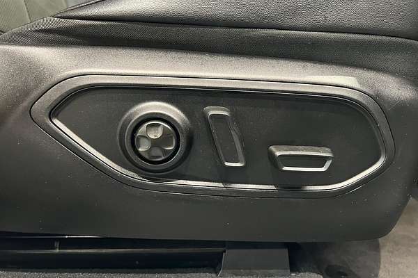 2023 Jeep Grand Cherokee Night Eagle WL