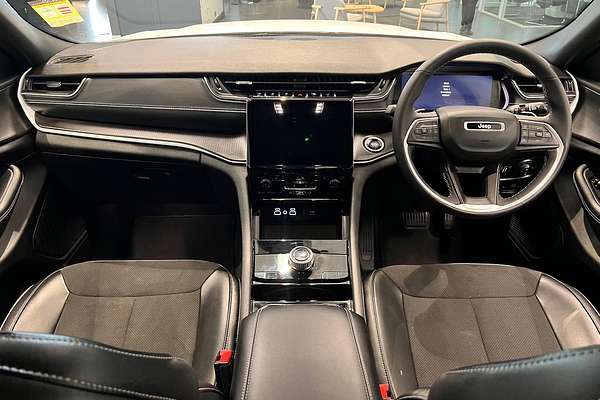 2023 Jeep Grand Cherokee Night Eagle WL
