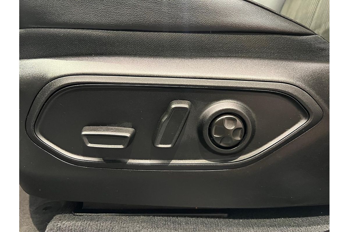 2023 Jeep Grand Cherokee Night Eagle WL