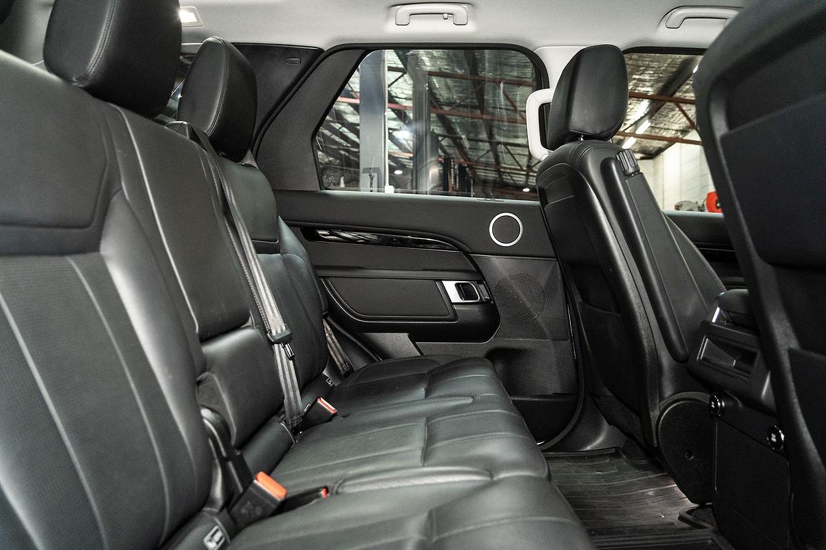 2019 Land Rover Discovery SD4 SE Series 5