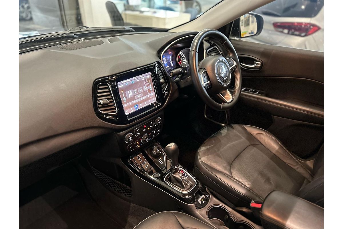 2018 Jeep Compass Limited M6