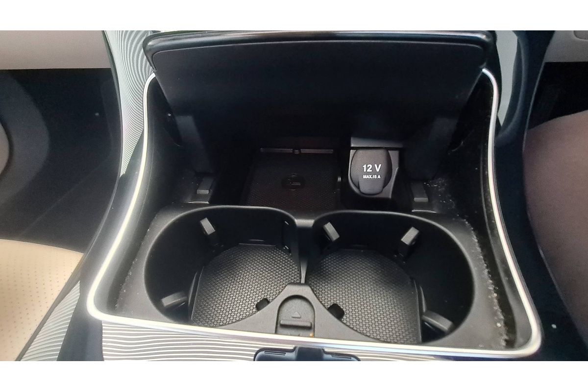 2014 Mercedes-Benz C-Class C200 W205