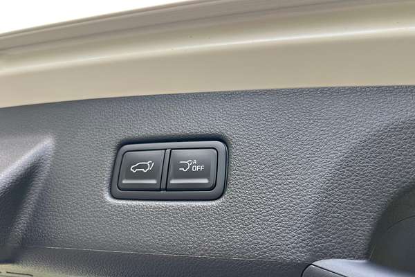 2022 Kia Carnival SLi KA4