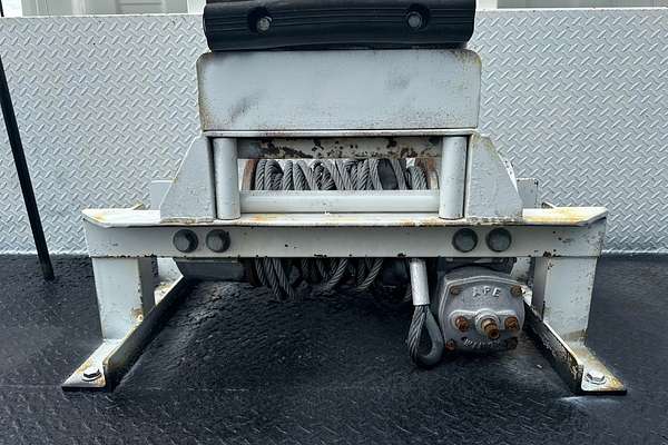2012 Hino 300 Series 617 Medium 4x2