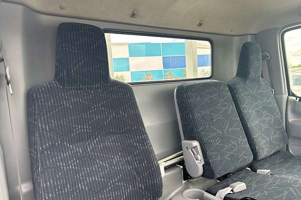 2012 Hino 300 Series 617 Medium 4x2