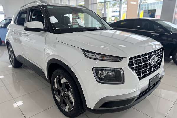 2024 Hyundai Venue Elite QX.V5