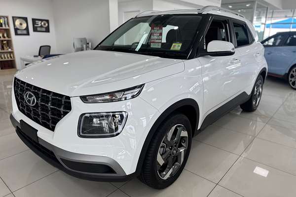 2024 Hyundai Venue Elite QX.V5
