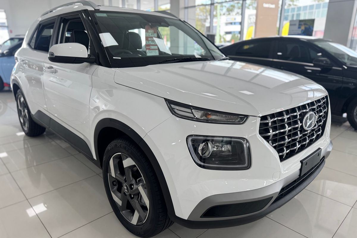 2024 Hyundai Venue Elite QX.V5