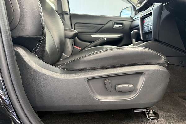 2022 Mitsubishi Triton GSR MR 4X4