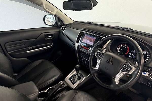 2022 Mitsubishi Triton GSR MR 4X4