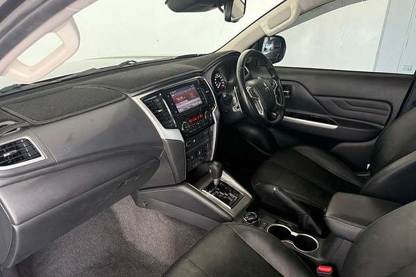 2022 Mitsubishi Triton GSR MR 4X4